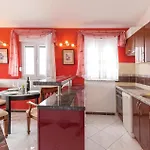 1 Bedroom Amazing In Apartamento *