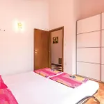 アパート 1 Bedroom Amazing In *
