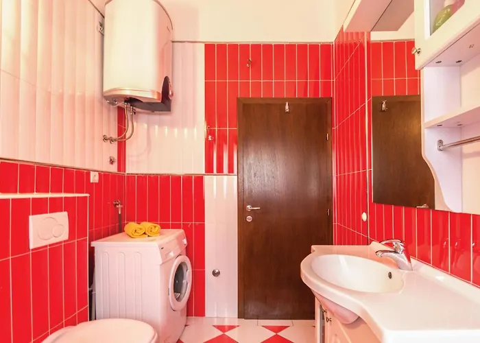 1 Bedroom Amazing In شقة ماكارسكا